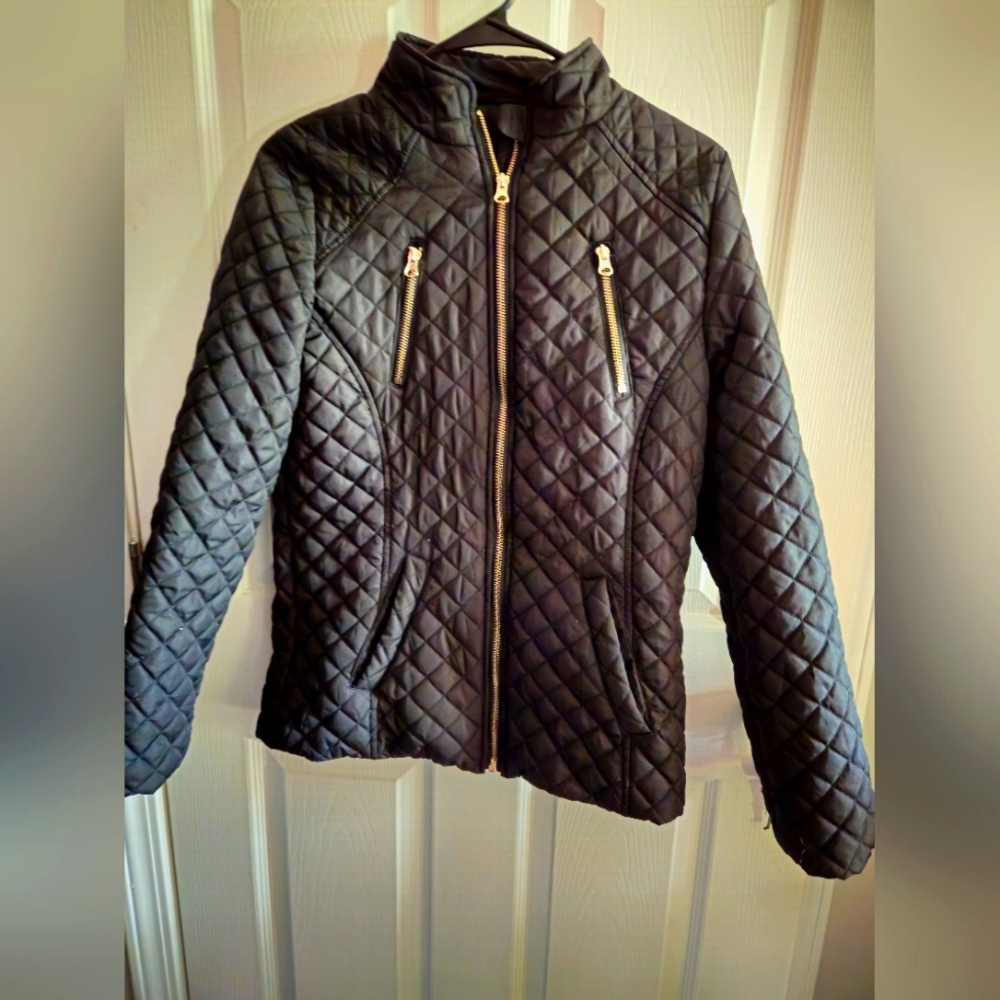 SO Quilted Black & Gold Winter Jacket | 18 or Women's S | Cozy, Snow jacket